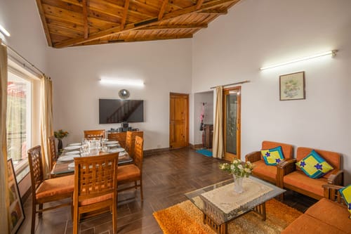 Redwood Cottage - Gagar – 2 bedroom villa in Nainital, Uttarakhand