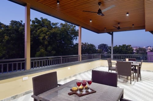 Auric Lake Villa | 2-Room Suite Shared Plunge Pool and Terrace | Near Fateh Sagar Lake – 2 bedroom villa in Udaipur, Rajasthan