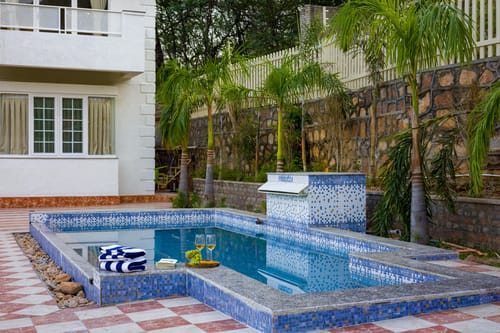 Ramgarh Wild Retreat | Elegant Colonial-Style 2-BHK Villa Amidst the Hills with Private Pool & Garden – 2 bedroom villa in Jaipur, Rajasthan