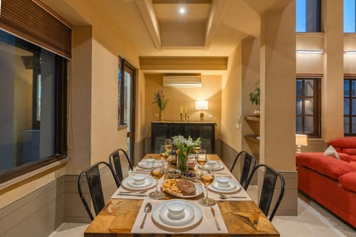 Albatross Haven – 5 bedroom villa in Delhi-ncr, Uttar Pradesh