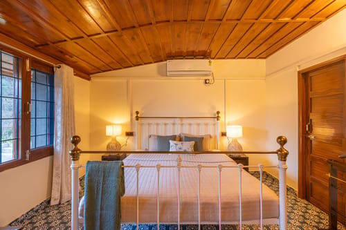 Ornate @ Juneo Orchards – 2 bedroom villa in Kasauli, Himachal Pradesh