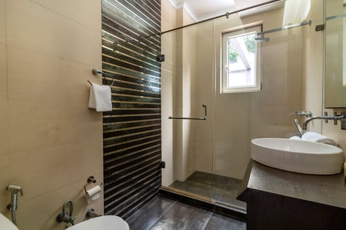 Bloomsbury Estate – 4 bedroom villa in Delhi-ncr, Delhi