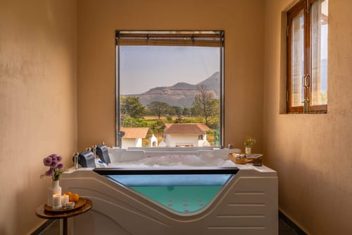 Truntum – 11 bedroom villa in Karjat, Maharashtra