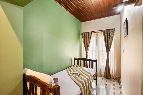 Twisted Tree Together | 2-BHK Pet-Friendly Villa with Shared Pool, Bar & Restaurant – 2 bedroom villa in Coorg, Karnataka