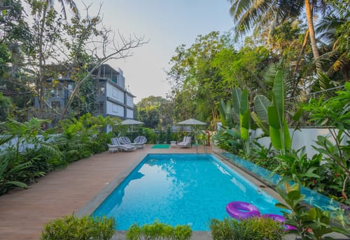 Goan Bliss Deluxe Room | Boutique Resort Stay Near Varca & Benaulim Beaches with Pool, Restro & Library – 1 bedroom villa in South Goa, Goa