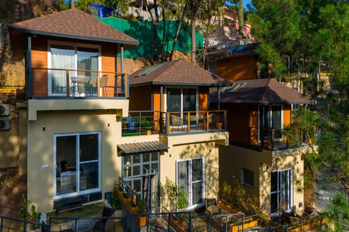 Sirmour Baag Scarlet | A Hillside Pet-Friendly Cottage With Restro & Garden