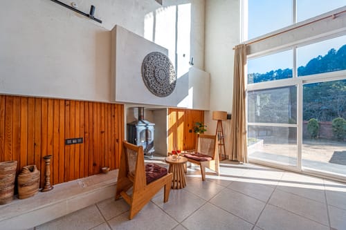 Casa Gaula | 4-BHK Cottage with  Lawn and Outdoor Sit-Out | 20 mins away from Bhimtal Lake – 4 bedroom villa in Bhimtal, Uttarakhand