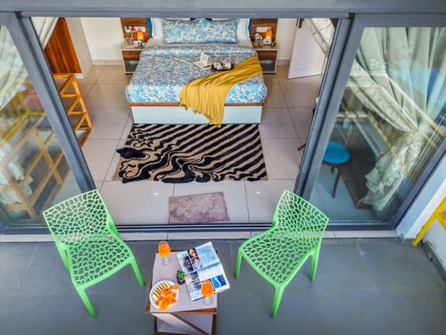 Hillshades Retreat | 6-BHK Villa With Sit-out Area, Private Pool, Restro, Game Zone, Panoramic Hill Views & a Lift – 6 bedroom villa in Kasauli, Himachal Pradesh