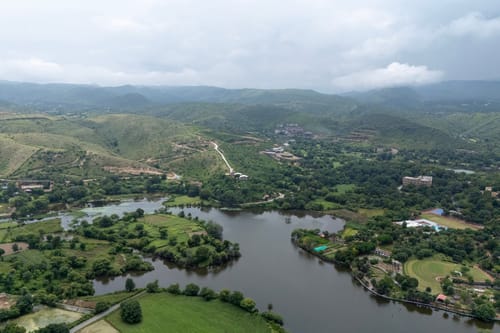 Lake and Hill | Pet-friendly 3-BHK Retreat With Private Pool, Garden, Gazebo & Majestic Aravali Views – 3 bedroom villa in Udaipur, Rajasthan