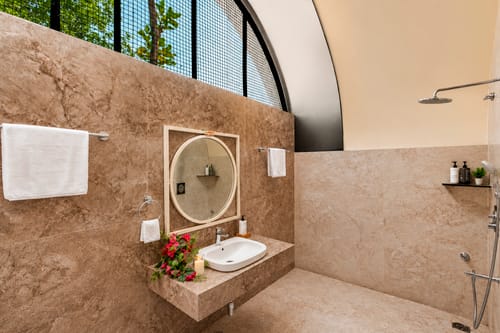 Tanira Farms Moonrise | Contemporary Pet- friendly Igloo Cottage with Pool, Bar and Garden – 1 bedroom villa in Bengaluru, Karnataka