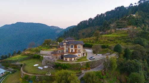 Villa Baywood @ Kaudia Estate – 3 bedroom villa in Mussoorie, Uttarakhand