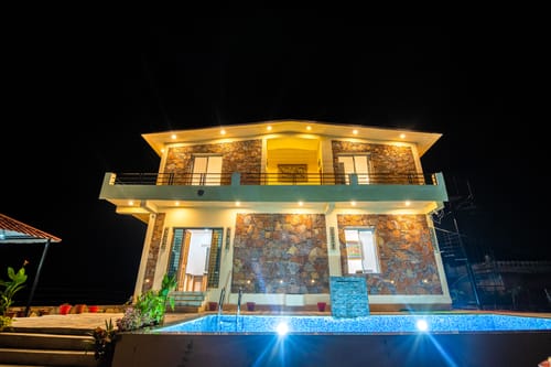 Colonel Retreat | 3-BHK Hideaway with Private Pool & Gardens Near Ubeshwar Mahadev Temple – 3 bedroom villa in Udaipur, Rajasthan
