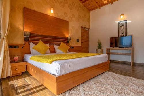 4 Rooms @ Golden Bliss Cottage - Ramgarh – 4 bedroom villa in Nainital, Uttarakhand