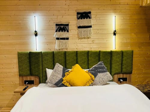 Bliss by The Kiana W/ Indoor Jacuzzi – 1 bedroom villa in Mussoorie, Uttarakhand