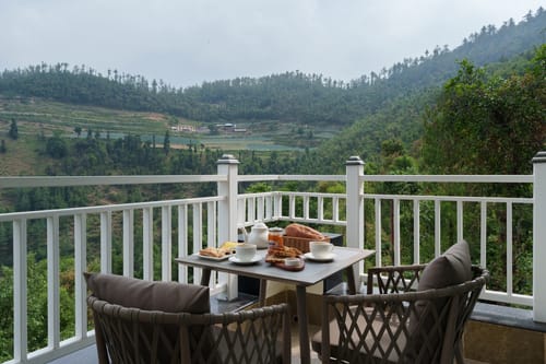 Summit @ The Mohru Estate - Chail w/ Heated Pool – 4 bedroom villa in Shimla, Himachal Pradesh