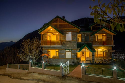 Stonehurst Cottage – 5 bedroom villa in Manali, Himachal Pradesh