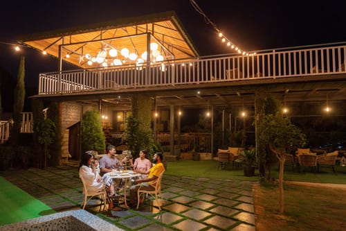 Utopia @ Aykon Estate w/ Outdoor Pool – 8 bedroom villa in Kasauli, Himachal Pradesh