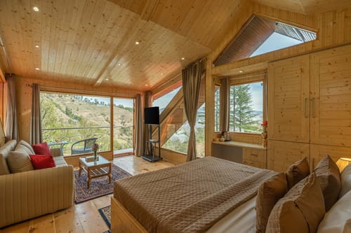 Plum @ The Orchard Song with Jacuzzi – 2 bedroom villa in Shimla, Himachal pradesh