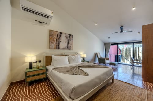 Serenica | 4-BHK Villa with Private Pool, Bar Lounge, Terrace Views, Lift & Peaceful Pilerne Location | Pet-friendly – 4 bedroom villa in North Goa, Goa