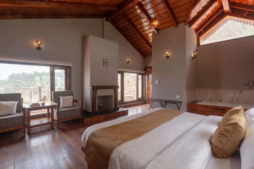 Amara Dusk | 4-BHK | Hill Views | Pet friendly | Proximity to Kainchi Dham  – 4 bedroom villa in Nainital, Uttarakhand