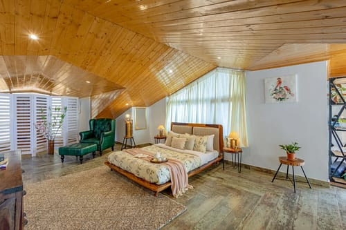 Alpenglow | Pet-friendly 3-BHK Hillside Villa With Garden & Scenic views