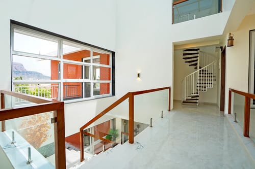 Nimishka Villa | 5-BHK Haven With Pvt Pool, Lavish Garden & Scenic Views – 5 bedroom villa in Lonavala, Maharashtra