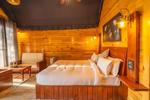 The Treepie - Private Chalet