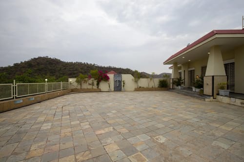Shourya Celesta | Charming Hilltop 3-BHK Villa With Private Pool, Garden & Terrace – 3 bedroom villa in Udaipur, Rajasthan