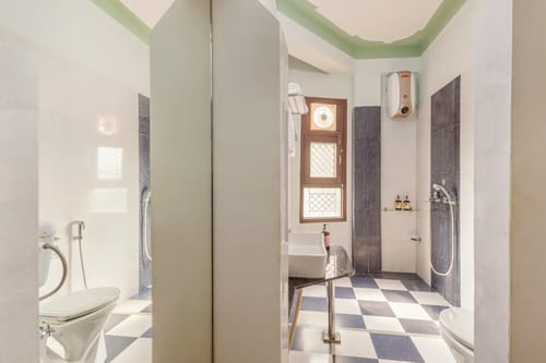 Abhimanyu Mansion Pearl | A 6-BHK Manor With Rajasthani Charm & a Garden In City’s Heart – 6 bedroom villa in Udaipur, Rajasthan
