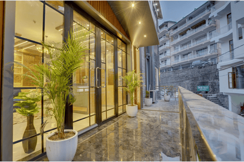 Serene Woods Hotel | 1-Room Retreat With Balcony, Lift & Restaurant Amid Nature  – 1 bedroom villa in Kasauli, Himachal Pradesh