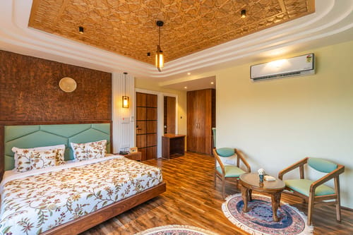 Walnut @ Gauhar w/ Indoor Jacuzzi – 4 bedroom villa in Srinagar, Jammu And kashmir