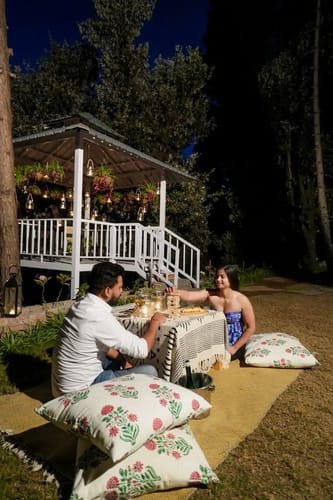 Waterfall Vista- Luxe Treehouse by "The Skydrift" – 1 bedroom villa in Mussoorie, Uttarakhand
