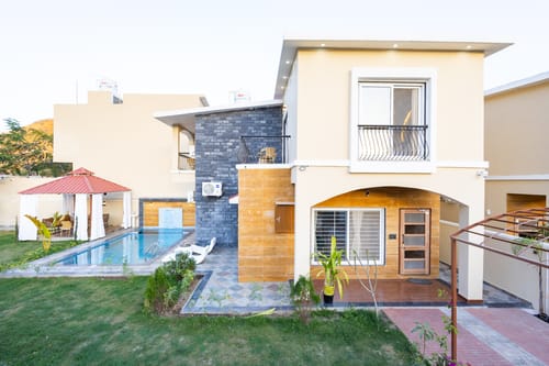 Casa llios | Country-Style 3-BHK Villa with Private pool, Gazebo and Landscaped Garden – 3 bedroom villa in Udaipur, Rajasthan