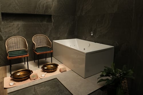 Energise Soul Retreat Vishuddha Villa | Pet-friendly 3-BHK With Jacuzzi, Garden,  Bonfire Pit & Shared Pool, Spiritual Sanctuary and Restro – 3 bedroom villa in Nashik, Maharashtra
