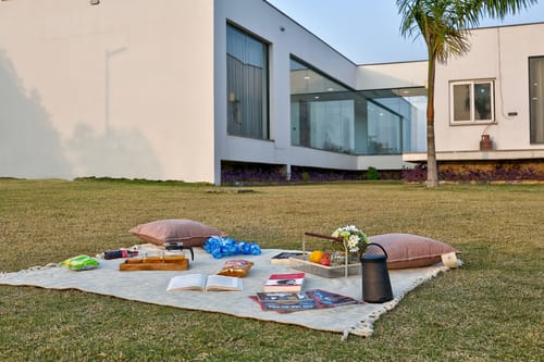 Amaltas | 4 BHK Countryside Hideaway With Pvt Pool, Lush Garden & 360 Aravalli Views