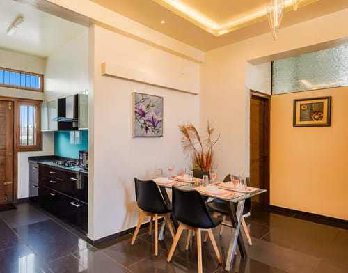 The Jazminn Skyglass | 3-BHK Pet-friendly Apartment with Balcony | Near Bengaluru Palace – 3 bedroom villa in Bengaluru, Karnataka