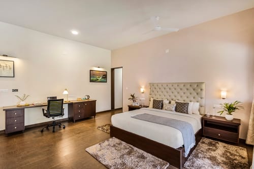 Tranquility | 5-BHK Pet-Friendly Villa With Pool, Jacuzzi, Terrace Sit Out and Garden Area – 5 bedroom villa in Coorg, Karnataka