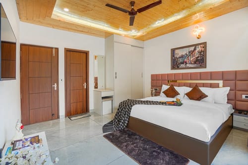 Cliff Trident | 3-BHK With Mountain Views  – 3 bedroom villa in Shimla, Himachal Pradesh