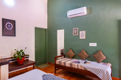 Twisted Tree | 1-Room Suite Pet-Friendly Suite with Shared Pool, Bar & Restaurant – 1 bedroom villa in Coorg, Karnataka