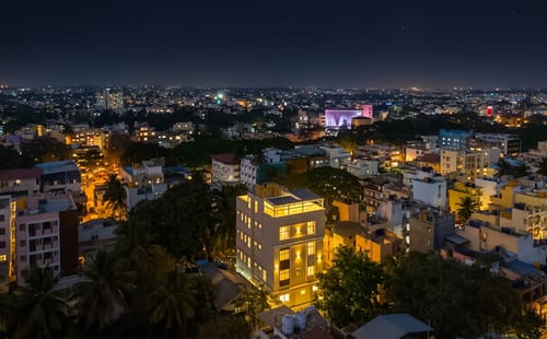 SLV Ventures Penthouse | Pet-friendly 4-BHK Apartment With Glass House & Panoramic City Views – 4 bedroom villa in Bengaluru, Karnataka
