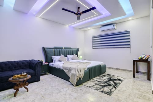 Amaltas | 4 BHK Countryside Hideaway With Pvt Pool, Lush Garden & 360 Aravalli Views