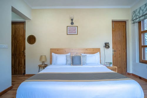 Wood Sparrow – 4 bedroom villa in Bhimtal, Uttarakhand