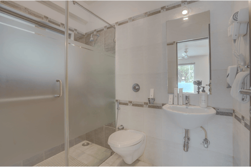 Adarsh Villa 1 | Elegant Pet-friendly 3-BHK Villa With Private Pool & Balcony – 3 bedroom villa in Lonavala, Maharashtra