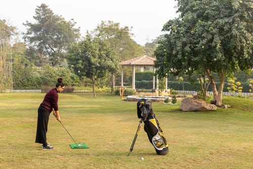 Bagaan Villa W/ Heated Pool, Golf Zone – 4 bedroom villa in Gurgaon, Haryana