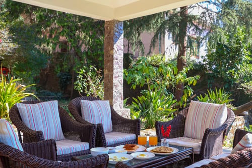 Thistle House | Pet-friendly 4-BHK Hideaway with Gazebo & Terrace by Bhimtal Lake – 4 bedroom villa in Nainital, Uttarakhand