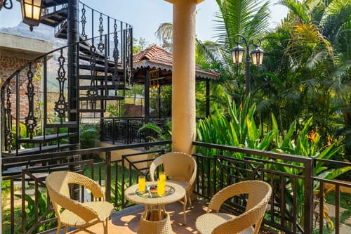 Ever Falls – 9 bedroom villa in Karjat, Maharashtra