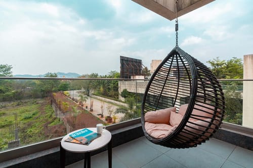 Bianco & Verde – 8 bedroom villa in Lonavala, Maharashtra