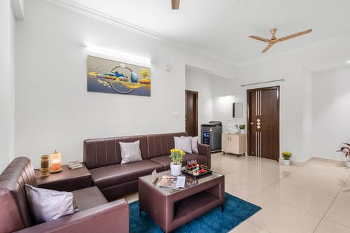 SLV Ventures Abhignya | 2-BHK Urban Stay With Private Balcony & Green View With Lift – 2 bedroom villa in Bengaluru, Karnataka