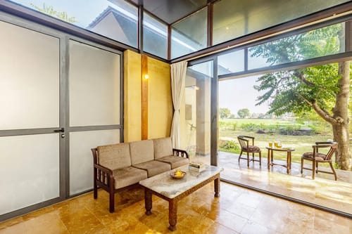 Hari Bagh Farmhouse | Pet-friendly Organic Farm With Art Nook, Pond & Gaming Room – 4 bedroom villa in Jaipur, Rajasthan