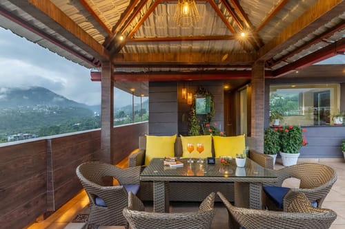 Celestial Rhapsody | Charming 3-BHK Villa With Garden, Terrace & Scenic Views – 3 bedroom villa in Nainital, Uttarakhand
